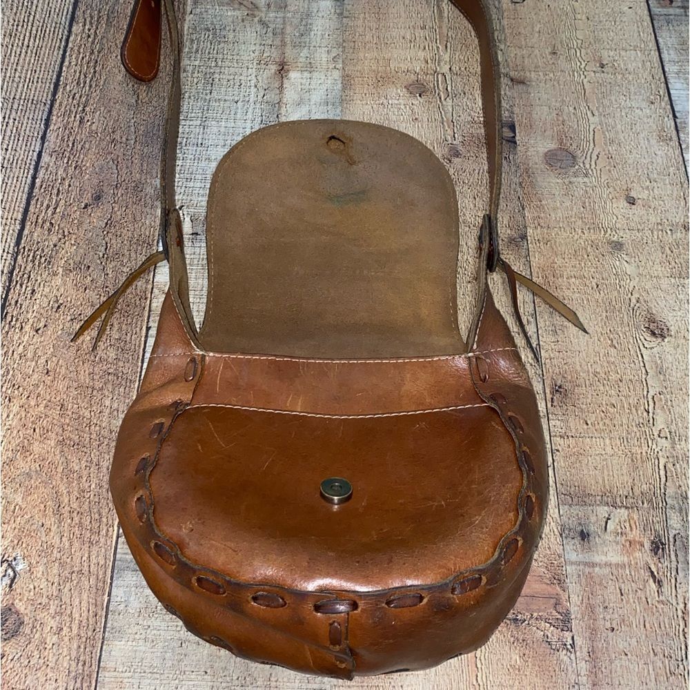 Patricia nash tooled leather flap shoulder bag - Picture 6 of 12